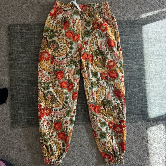 Floral Patterned Jogger Pants - Picture 1 of 4